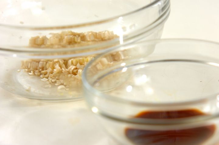 万能ダレがポイント！ 豚しゃぶとアボカドのねぎ塩だれ by 保田 美幸さんの下準備1