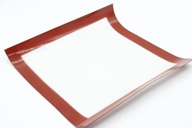 ダイソー シリコーンマット 27cm