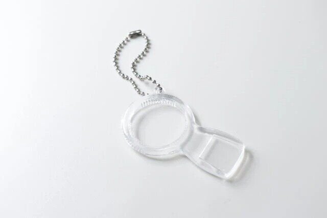 ダイソーのプルトップ・ペットボトルオープナー（クリア）1