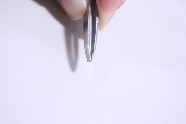 ダイソー 2WAYツイザー ピンセット