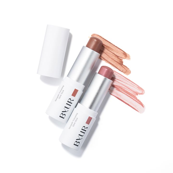 バイユア セラムフィット ボリューミング グロースティック 上から：04、03