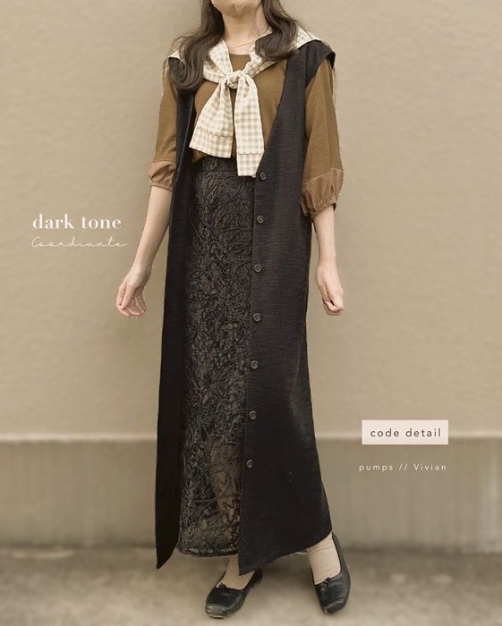 パフスリーブブラウス×しまむらのブラックの「コードレーススカート」