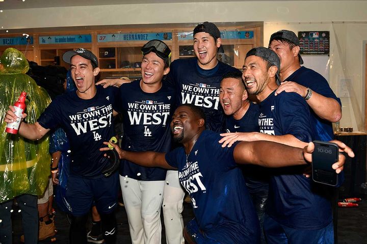 地区優勝を祝うドジャース（C）Getty Images