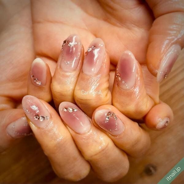 Carineriaが投稿したネイルデザイン [photoid:I0130188] via Itnail Design (748062)