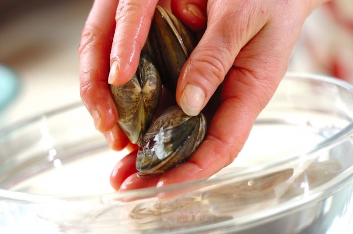 ハマグリの酒蒸しスープの下準備1