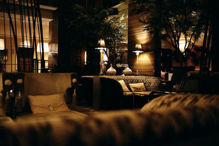 ザ ストリングス 表参道