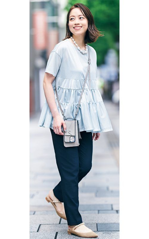 BANDOLIERのスマホショルダーを愛用しているママ