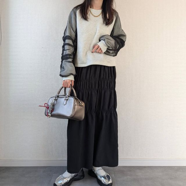 シャーリングフレアSKを着たコーデ