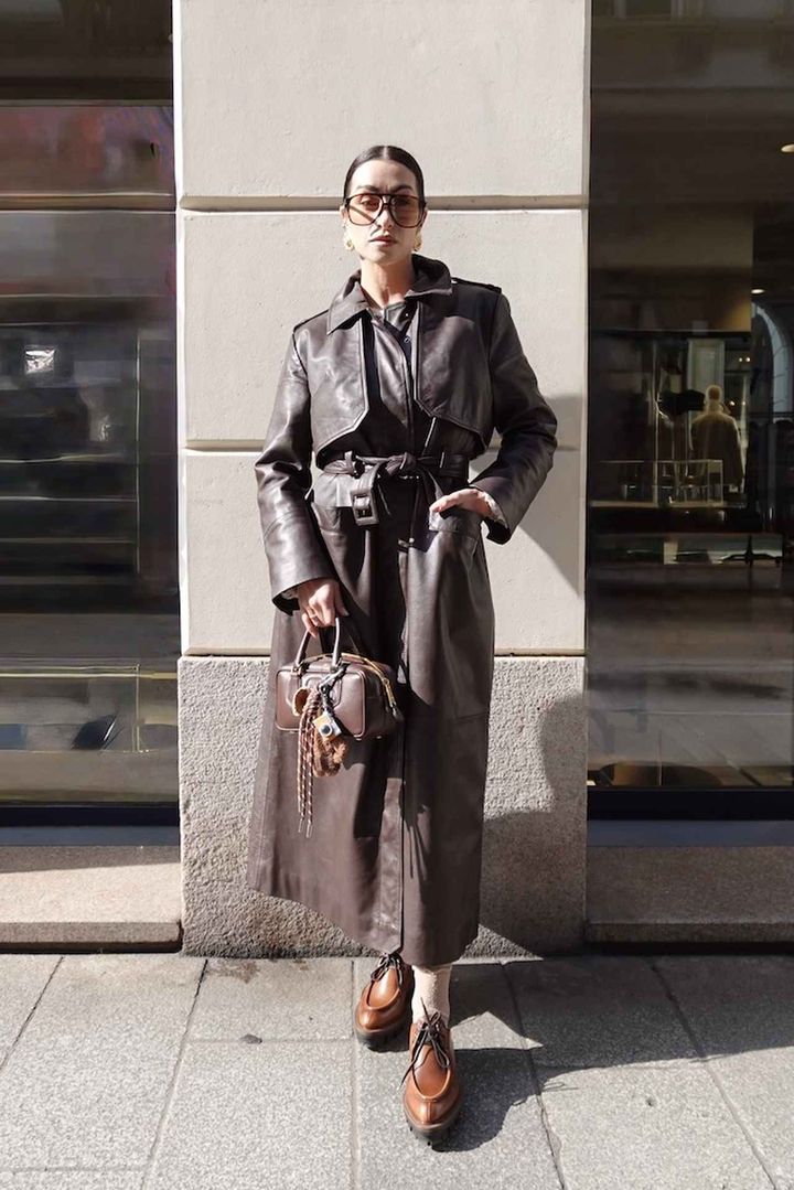 画像1: ヴィンテージアクセが際立つレザートレンチスタイル