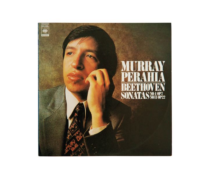 マレイ・ペライアが演奏した、ベートーヴェン「ピアノ・ソナタ第11番 変ロ長調」レコードジャケット