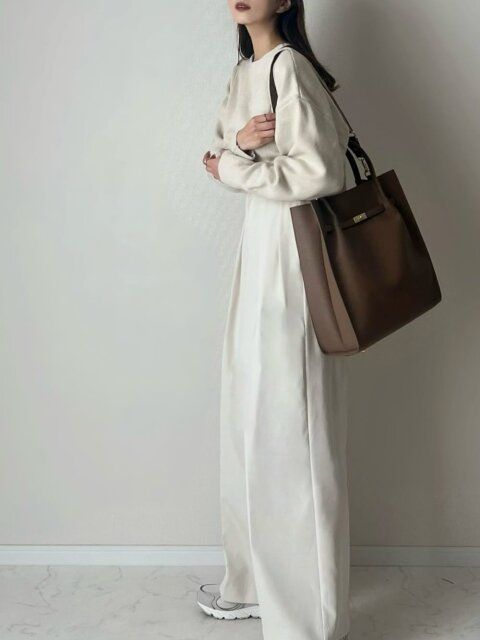 白ワイドパンツコーデ4