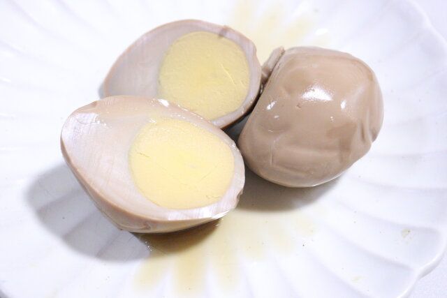 ダイソーの煮たまご（黒砂糖醤油味）4