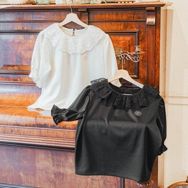 しまむらのレース襟プルオーバー