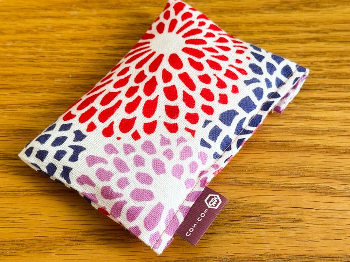 「宝ぽち袋」の菊づくし