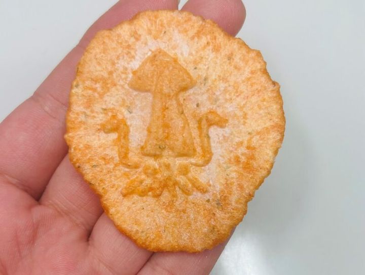 低脂質でおいしいお菓子 ファミマル「パリいかせん」