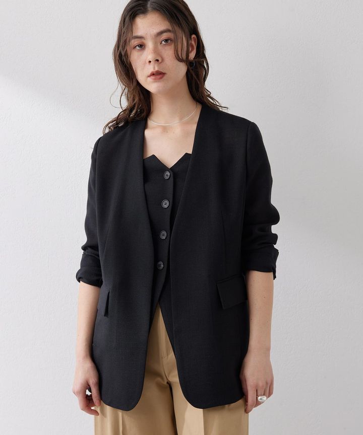 画像: ジュートライクノーカラージャケット￥50,600（Whim Gazette） www.palcloset.jp