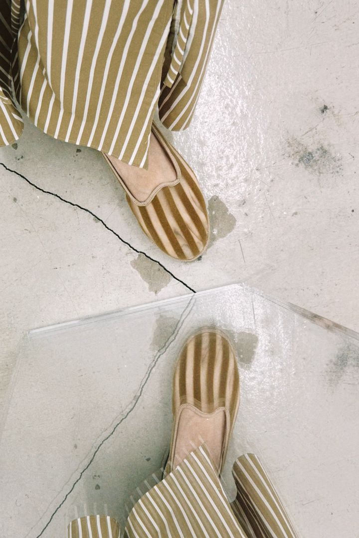 2025年春夏婦人靴◇ 新しい季節を楽しむ、きれいな色のフラットシューズ【ささやかですてきなもの 大谷有紀 vol.227】