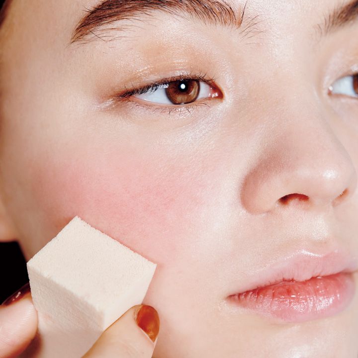 かわいくて自然なチークを入れたい！春に向けてマスターしたいメイクのコツ