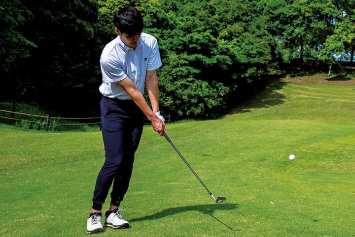 状況別アプローチのコツを解説！傾斜地からベタピンに寄せる打ち方って？