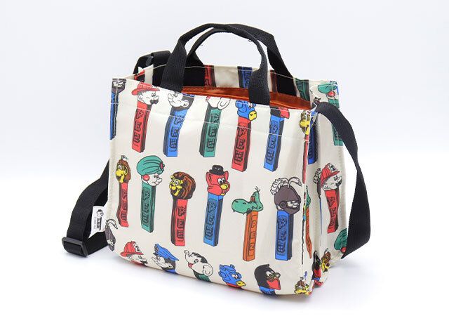 イア パピヨネ×ペッツショルダーバッグ