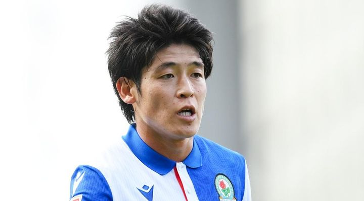 日本代表落選の28歳遅咲きFW、海外で2025年初ゴール！現地は「連携プレーにトライしたが…」