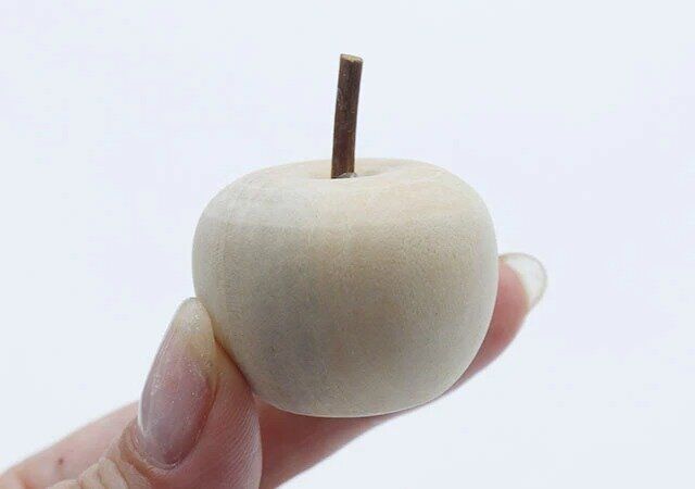 ウッドアロマリンゴオブジェ