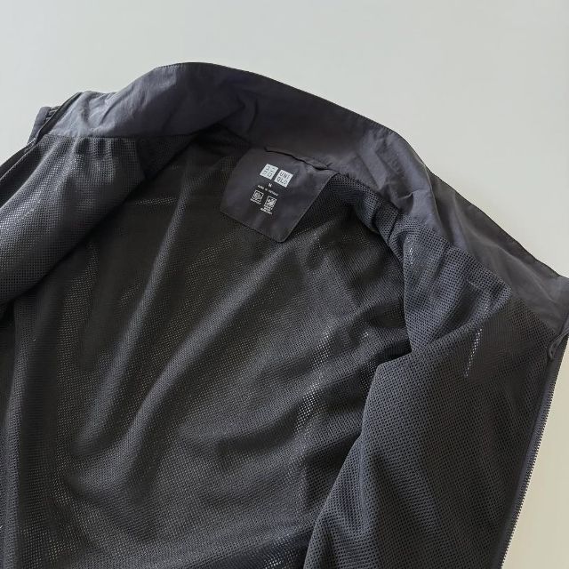 ウィンドプルーフベストウィンドプルーフベストの内側の生地