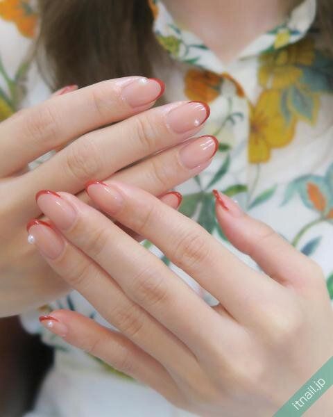 gloss nailが投稿したネイルデザイン [photoid:I0105343] via Itnail Design (748217)