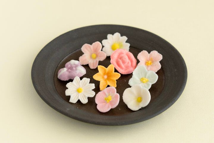 贈り物にしたい、気分がパッと華やぐ花のスイーツ11選