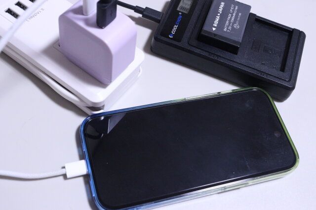 ダイソー USB充電器 使用例