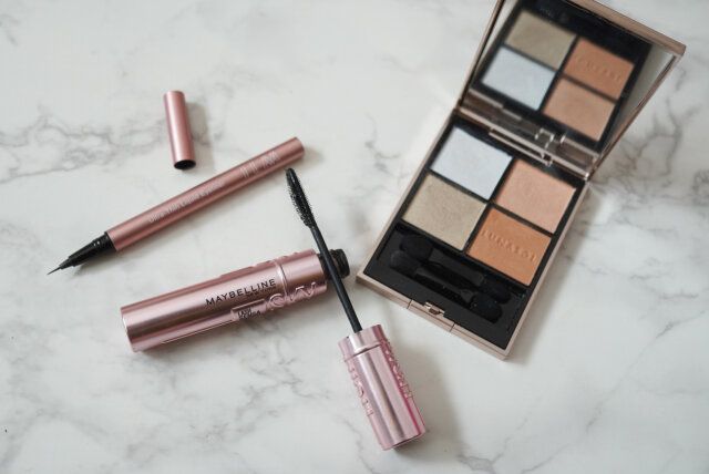 アイライナー マスカラ アイシャドウ