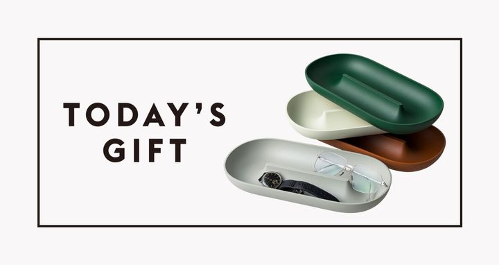 〈SEKISAKA〉のトレー