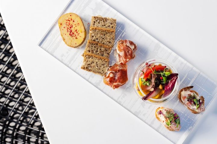 本日の前菜盛り合わせ 4,000 円(税込)