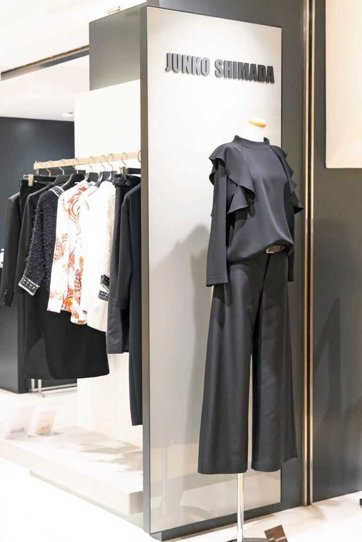 4階 49AVJUNKO SHIMADA