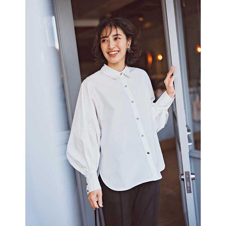 甘すぎないシャツコーデ