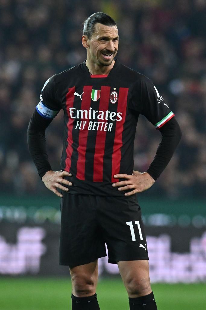 「デカいのに足元が上手かった」最強ストライカー、ベスト5