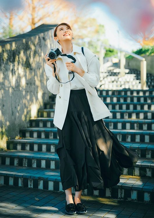 バルーンスカートとつくる今どき通勤コーデ