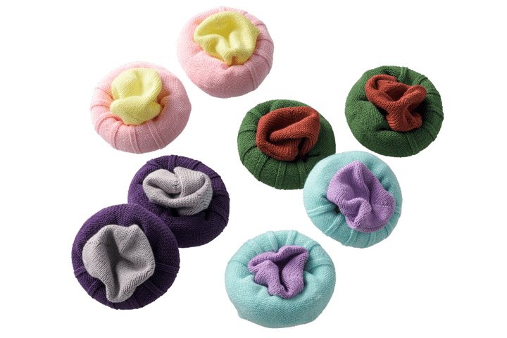 〈HOMME PLISSÉ ISSEY MIYAKE〉の靴下