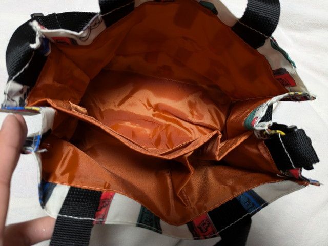 ペッツショルダーバッグ中