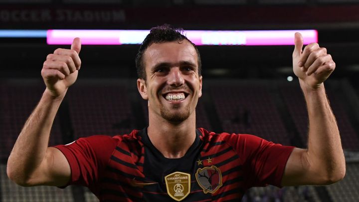 30歳の元Jリーガー、帰化完了で中国代表入りも4か月プレーしておらず…監督は「長期間試合に出ていないが…」