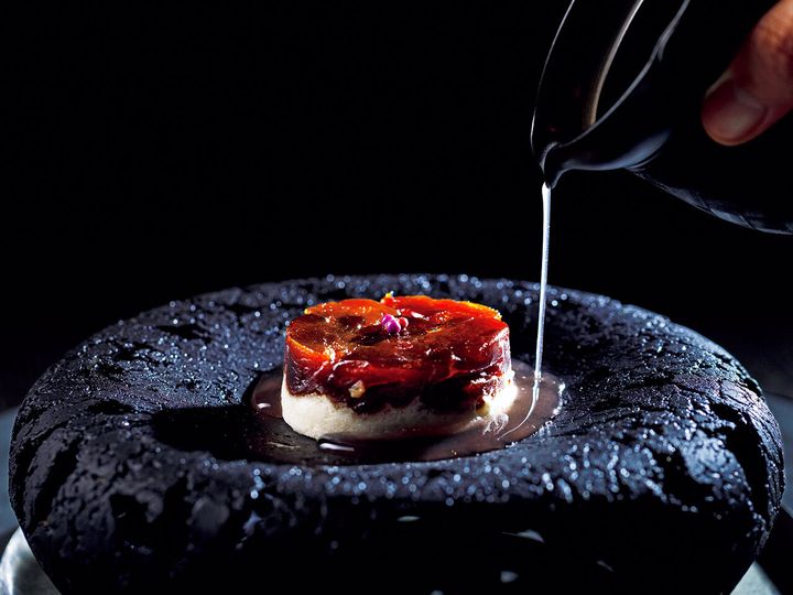 神楽坂『VERT』の「ひらっち農園 紅玉 カカオパルプ Herb Stand 森のハーブ」