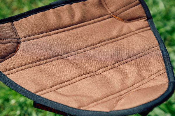 「何を買えば正解？」アイディアが画期的すぎる！キャンプを快適にするチェア＆テーブル