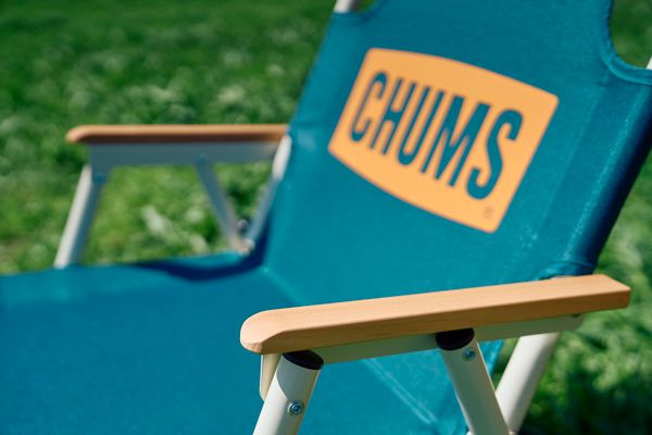 「何を買えば正解？」アイディアが画期的すぎる！キャンプを快適にするチェア＆テーブル