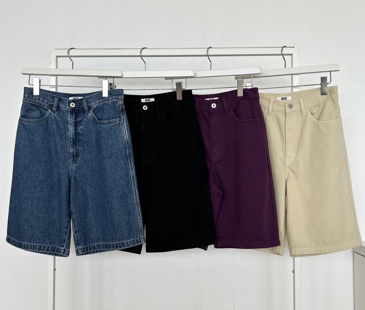 画像: 【Uniqlo U】デニムバミューダショーツ各¥2,990 www.uniqlo.com