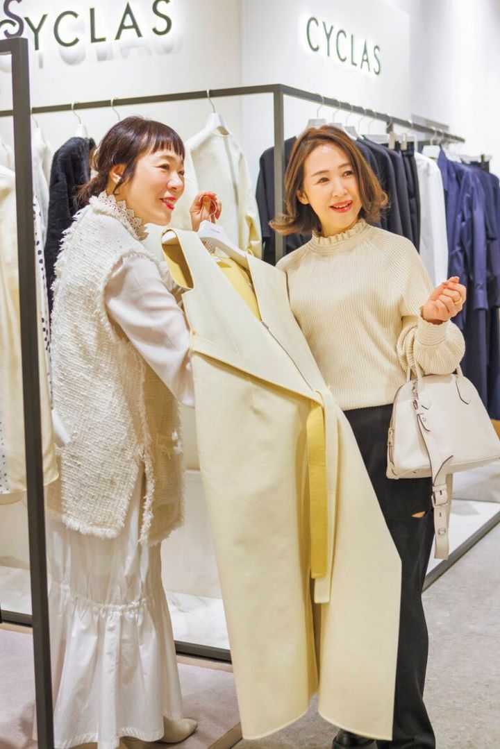 アドバイスをもらっている様子