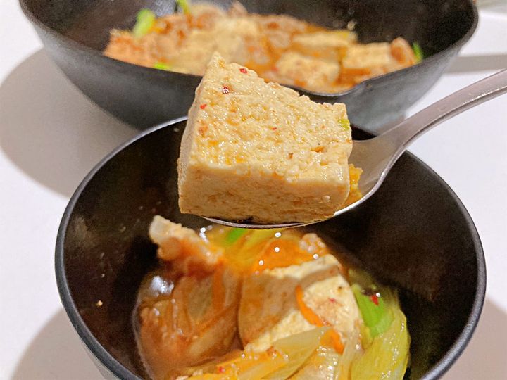 完成したうま辛キムチ豆腐