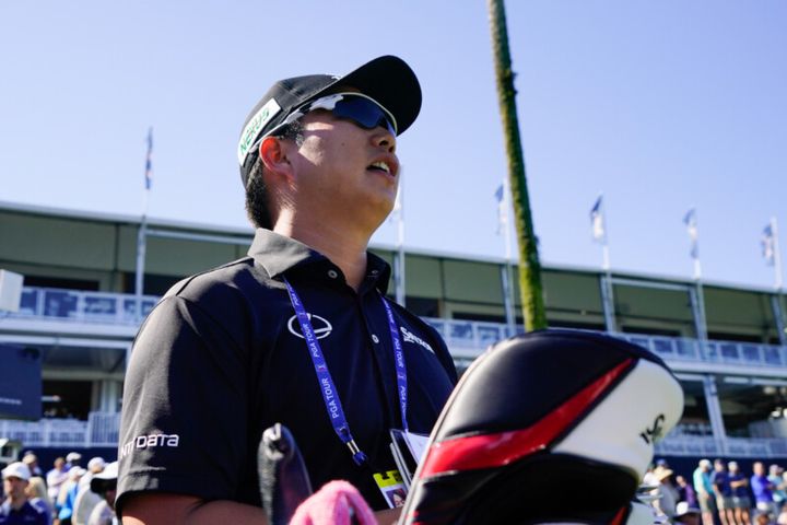 松山英樹とキャディーがコンペに!? その結果は？