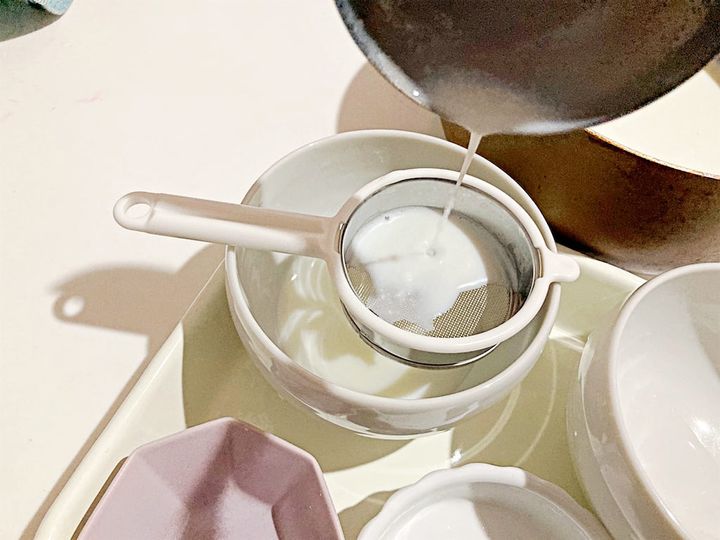 できた液体を濾す