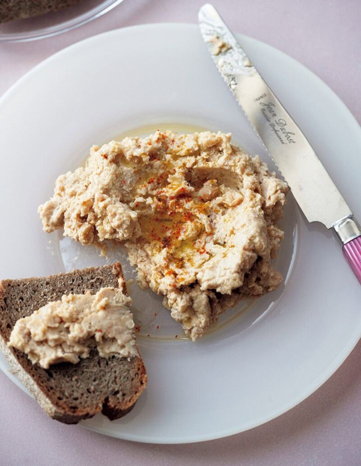 【大豆が主役】 蒸し大豆と練りごまのフムス風