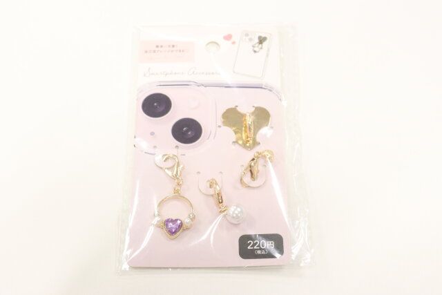 ダイソー 5040 スマホチャーム（ハートフープ、4P） パッケージ